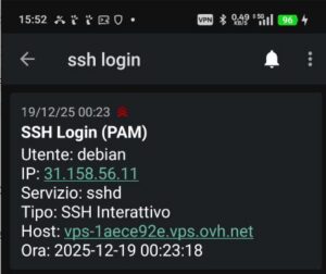 Notifica push ntfy su smartphone Android per login SSH con PAM: mostra utente debian, IP sorgente e hostname del server VPS
